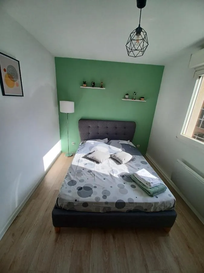 Appartement 2 Personnes Lyon Sans Souci contacts